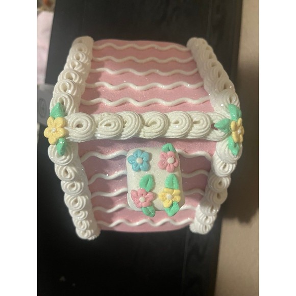 NWT - Light Up Easter Gingerbread House